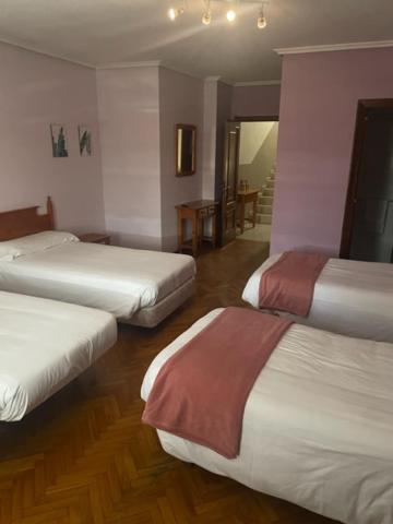 טואי Albergue Hostal Sao Telmo מראה חיצוני תמונה