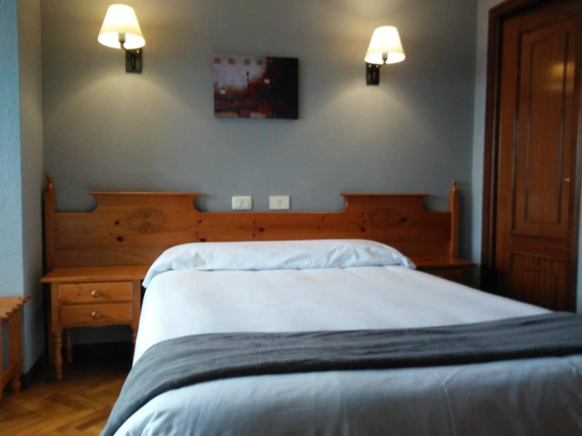 טואי Albergue Hostal Sao Telmo מראה חיצוני תמונה