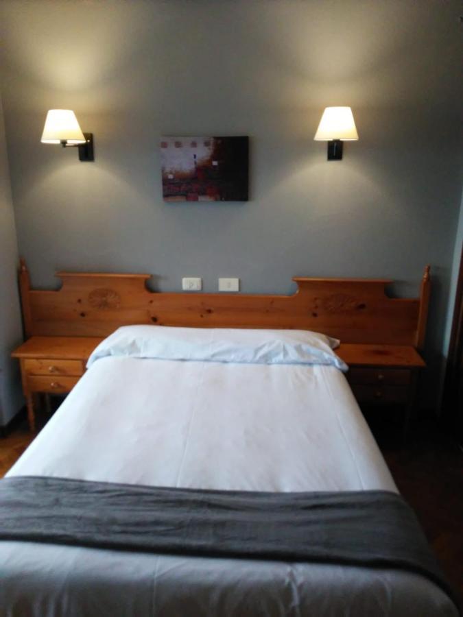 טואי Albergue Hostal Sao Telmo מראה חיצוני תמונה